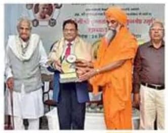 समाजसेवी कृष्ण मंगल सिंह कुलश्रेष्ठ स्मृति सम्मान से सम्मानित हुए अशोक भार्गव
