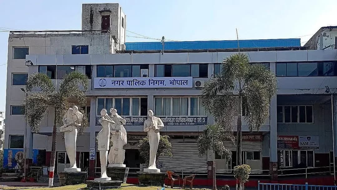 नगर निगम ने ई-फाइलिंग को अनिवार्य किया