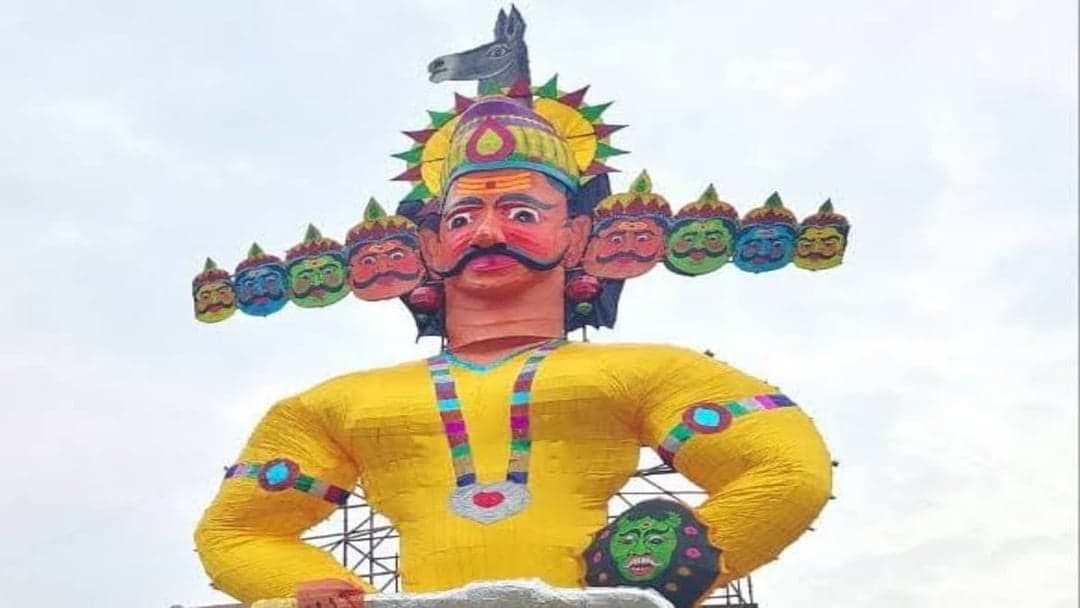 उज्जैन की दशहरा समितियों को मिला कानूनी नोटिस, रावण दहन पर सवाल