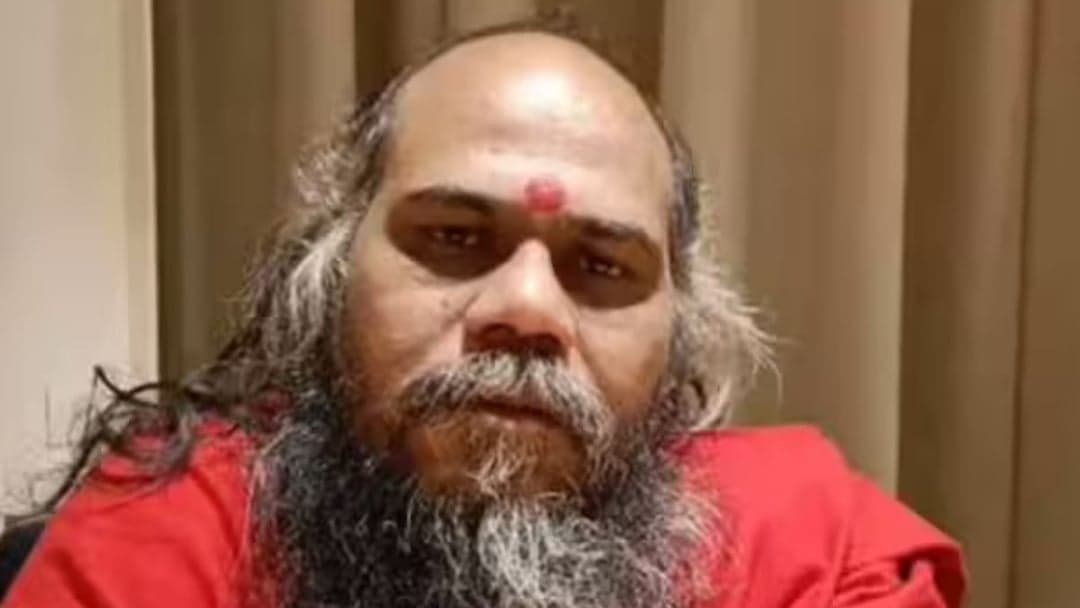 मिर्ची बाबा का मतदाता सूची से नाम हटाने पर विवाद, अदालत जाने की चेतावनी