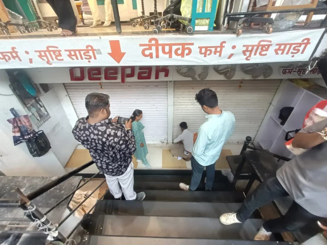फायर सेफ्टी मानकों का उल्लंघन: इंदौर में 15 भवन सील, 210 पर लगा जुर्माना