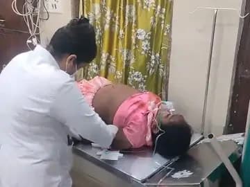 दमोह में आवारा सांड का आतंक: बुजुर्ग महिला पर जानलेवा हमला, अस्पताल में भर्ती