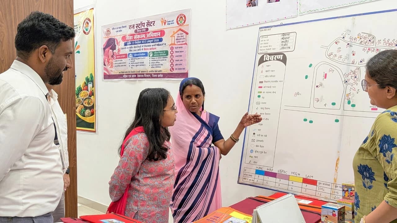 पोषण कार्यशाला में स्थानीय सामग्री से बने पौष्टिक व्यंजनों का प्रदर्शन, कुपोषण के खिलाफ सामूहिक पहल