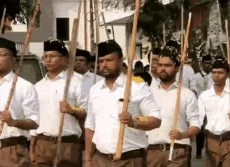 विजयादशमी पर 65 बस्तियों से निकला संघ का पथ संचलन