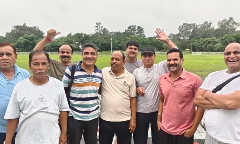 योग की पाठशाला ग्रुप ने किया प्रकृति संरक्षण