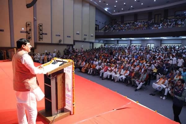 मुख्यमंत्री ने स्व. अशोक सिंहल को याद किया