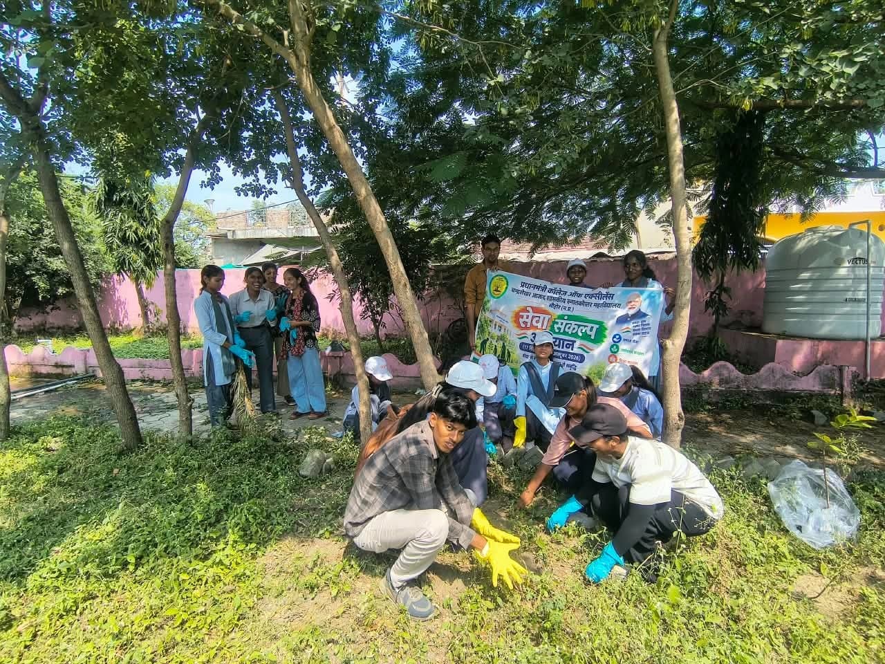 सीहोर: एनएसएस इकाइयों ने बिजौरी में आयोजित किया ग्रामीण सेवा शिविर