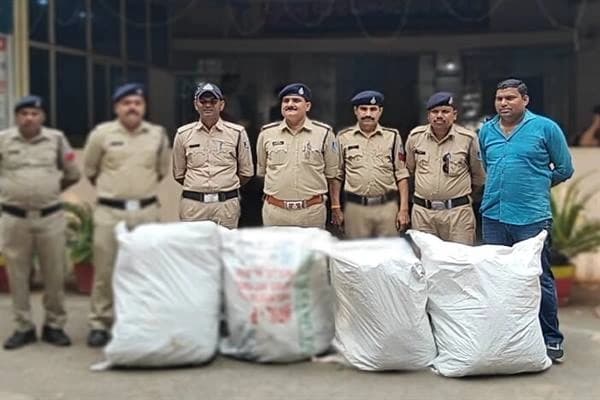 मादक पदार्थों के विरुद्ध पुलिस की बड़ी सफलता