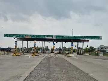 शहपुरा टोल प्लाजा पर टोल वसूली बंद, यात्रियों की सुरक्षा और सुविधा का ध्यान रखा गया