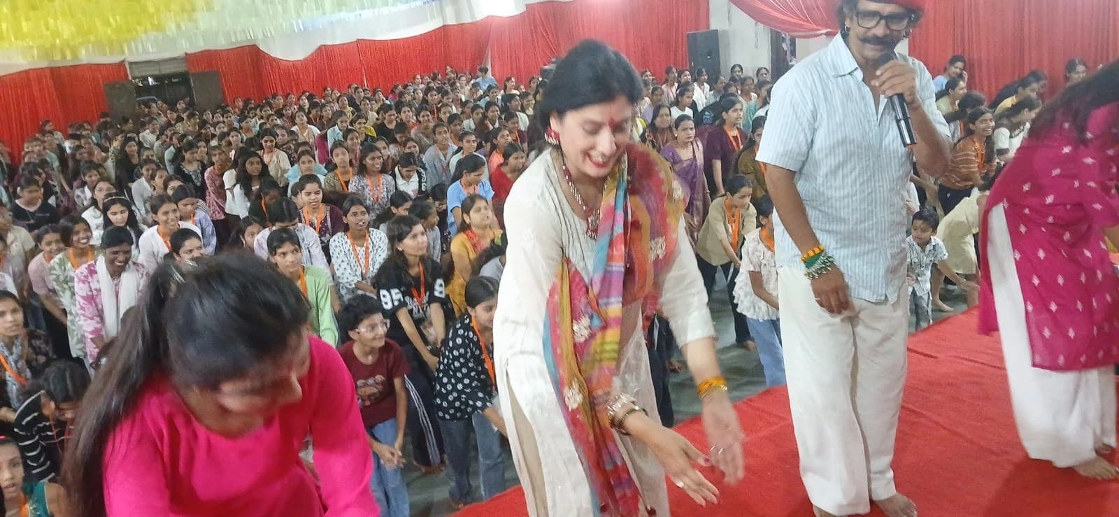 विधायक ने बदलवाया प्रैक्टिस हाल