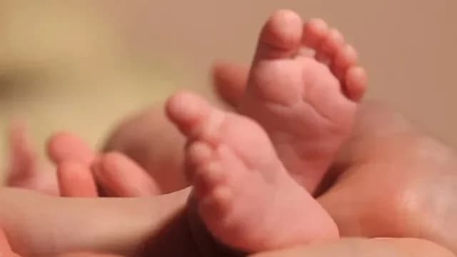 अशोकनगर अस्पताल में नवजात बालिका की संदिग्ध मौत, गले पर मिले निशान