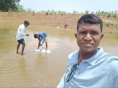 बलराम तालाब से बदली किसान की तस्वीर: मत्स्य पालन से हर साल एक लाख की अतिरिक्त आय