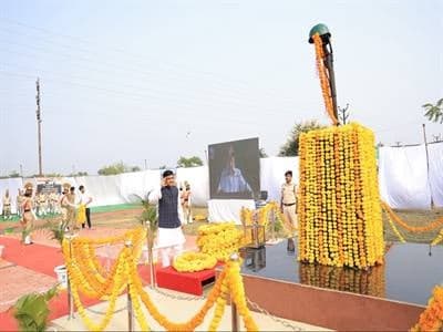 आगर में पुलिस शहीद स्मृति दिवस मनाया गया, शहीदों को नमन