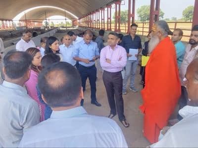 कलेक्टर ने गौशालाओं का निरीक्षण कर दिए निर्देश