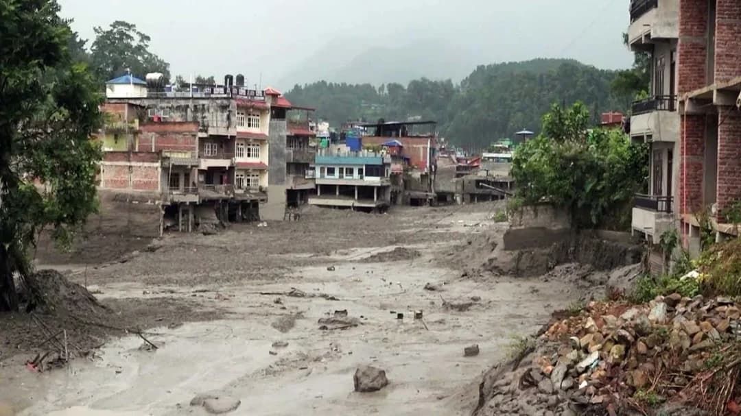 बाढ़ से तबाह नेपाल को मिला ऊंट के मुंह में जीरा, कर्ज का बोझ बढ़ा
