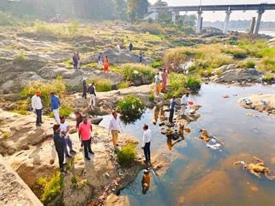 विसर्जन बाद घाट पर विशेष स्वच्छता अभियान
