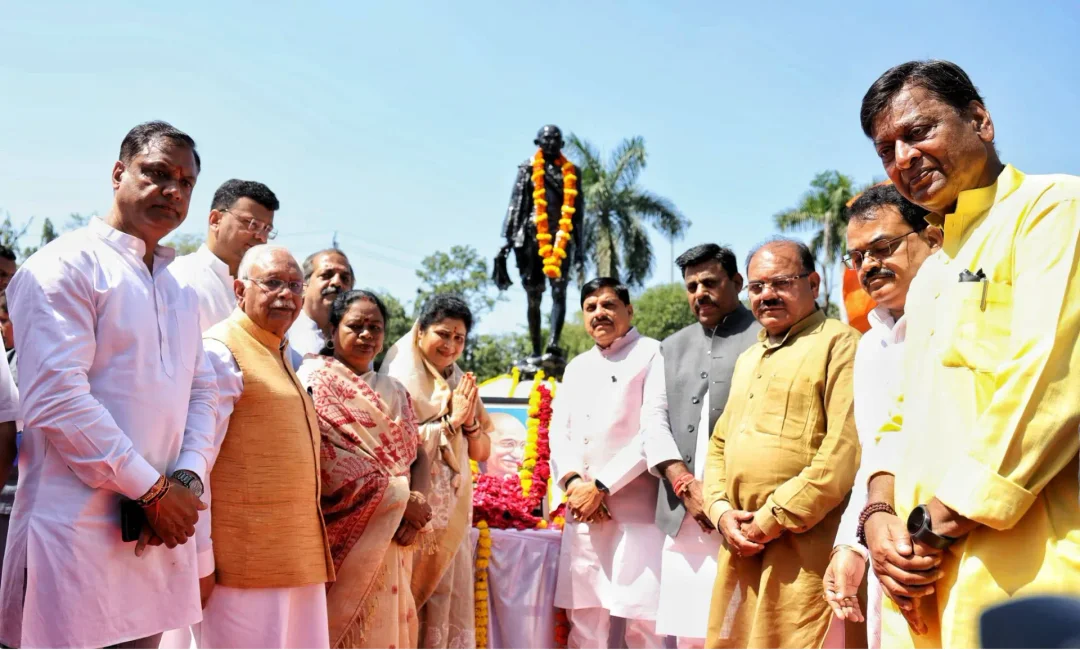 मोहन यादव ने गांधी-शास्त्री को किया नमन