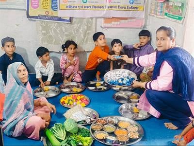 विदिशा में आंगन मिलन सेवा कार्यक्रम के माध्यम से महिलाओं को मिली जागरूकता