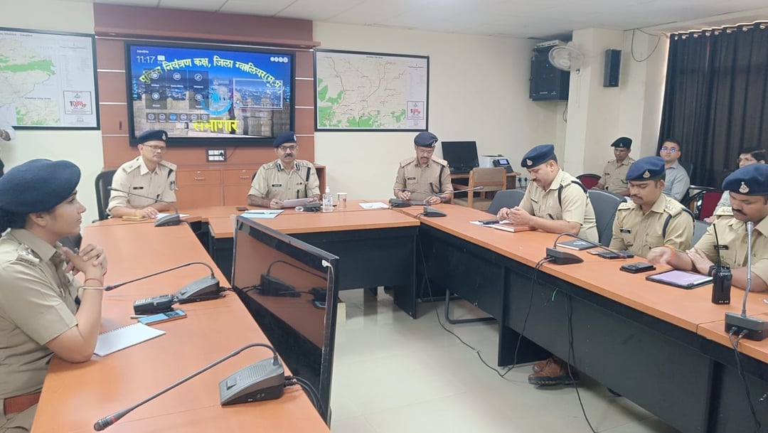 कैल्शियम कार्बाइड व पटाखों पर सख्त कार्रवाई के निर्देश